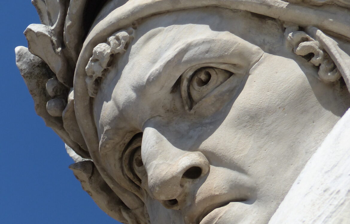 Dante's statue at Santa Croce square