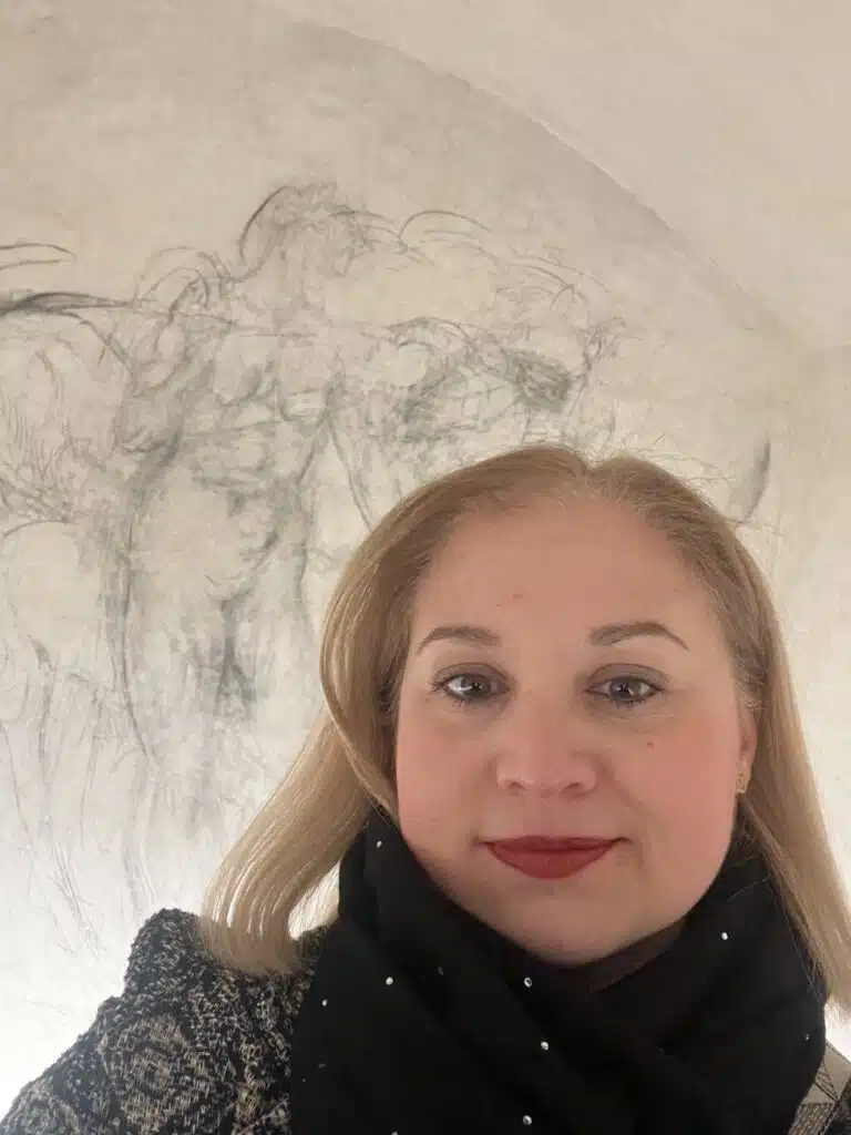 Me inside Michelangelo's Secret Room at Medici Chapels